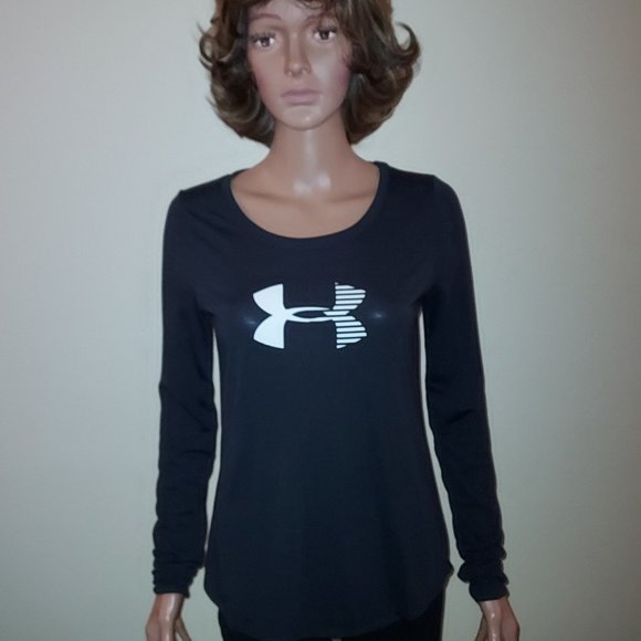 Under Armour Black w/Logo Long Sleeve Scoop Neck Long Sleeve Tee Size M NWT - Picture 1 of 6